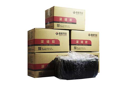 使用路面灌縫膠修補道路裂縫到底麻不麻煩？
